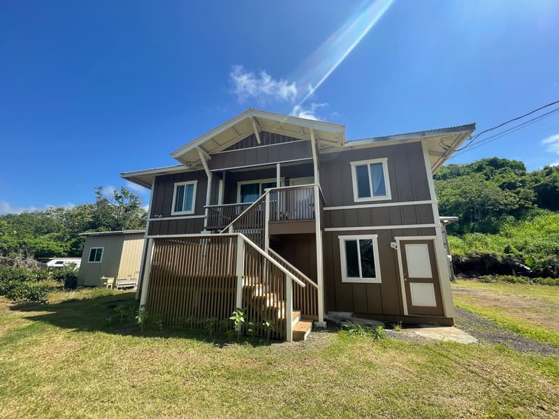95-5904 MAMALAHOA HIGHWAY, Naalehu, HI 96772