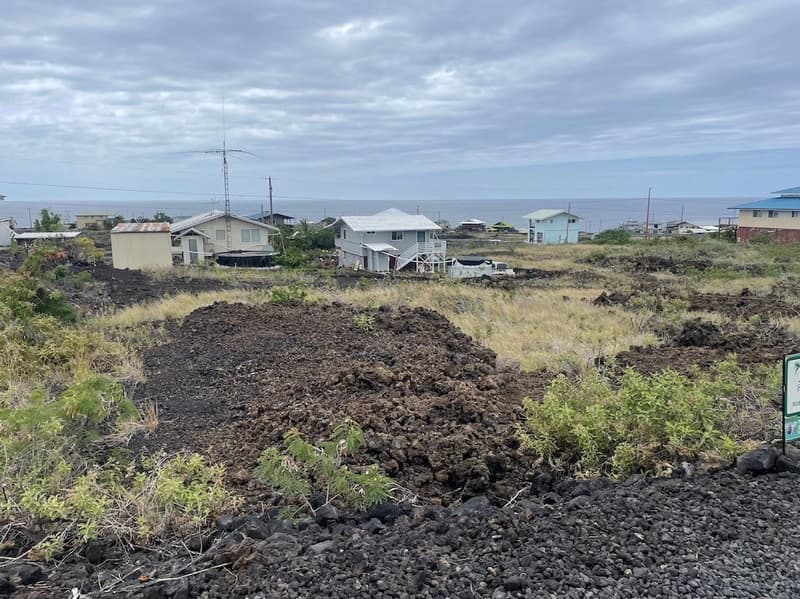 22 ELIMA AVE, Captain Cook, HI 96704