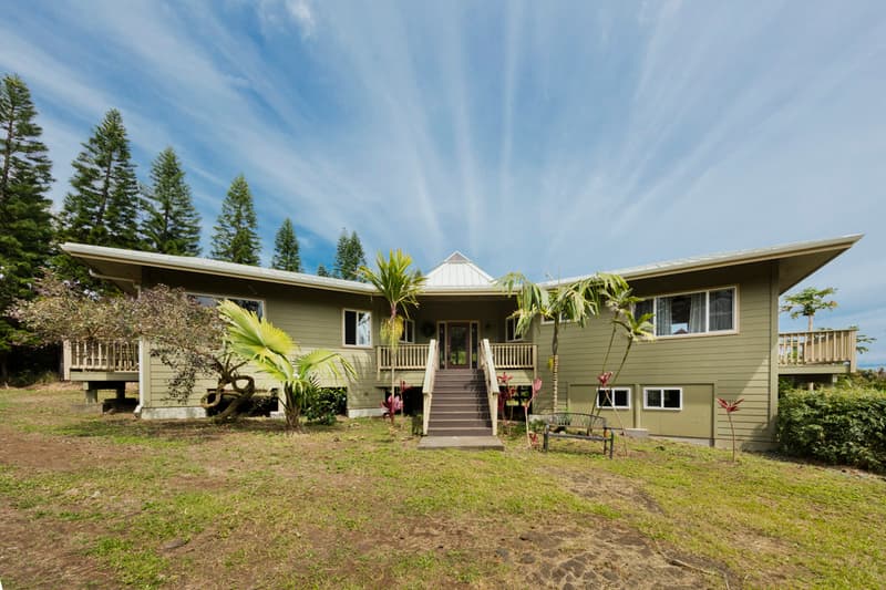 96-2264 PAULELE ST, Pahala, HI 96777
