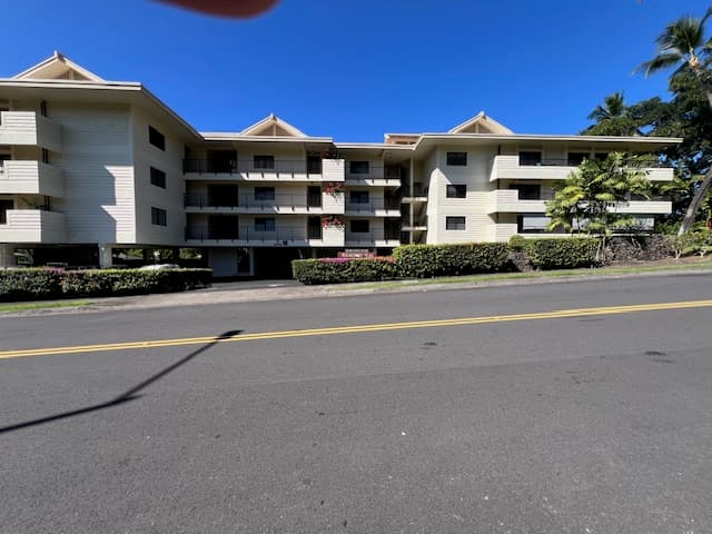 78-7100 KAMEHAMEHA III RD #403, Kailua-Kona, HI 96740