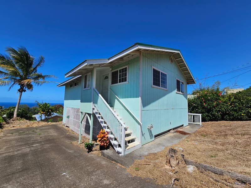 44-327 PUAOLENA ST, Honokaa, HI 96727