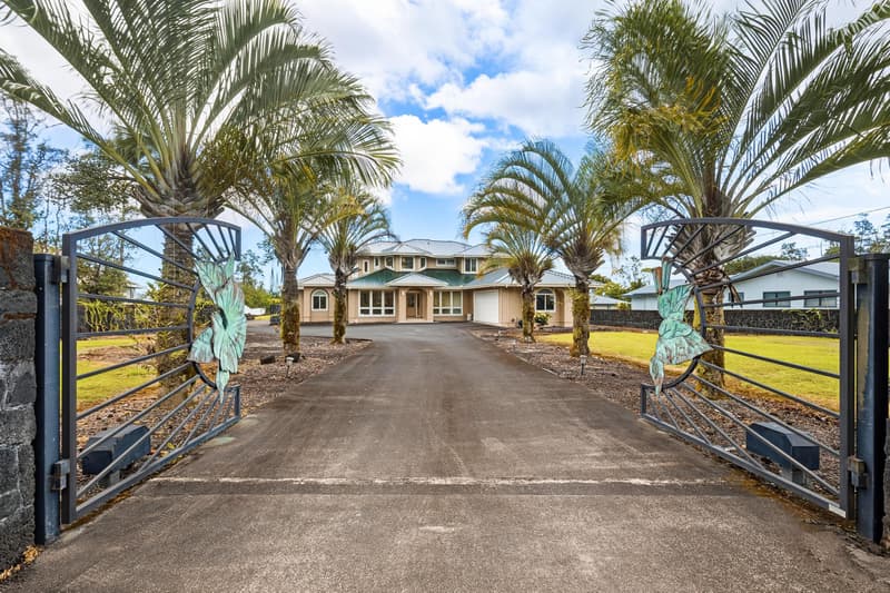 386 KIPUNI ST, Hilo, HI 96720