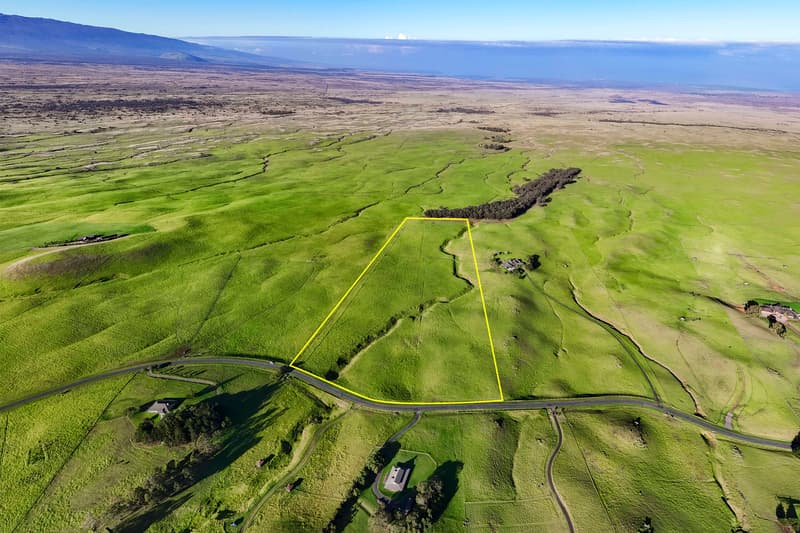 Undisclosed, Kamuela, HI 96743