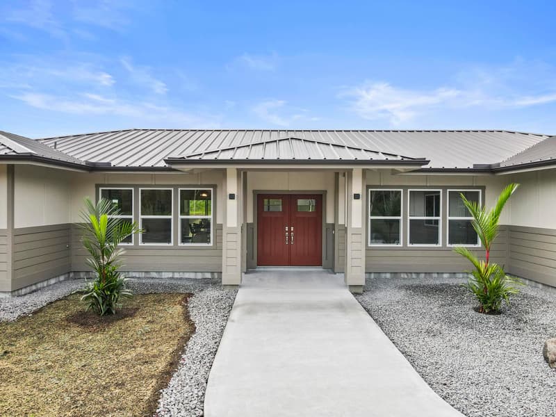 2665 KUKU ST, Hilo, HI 96720