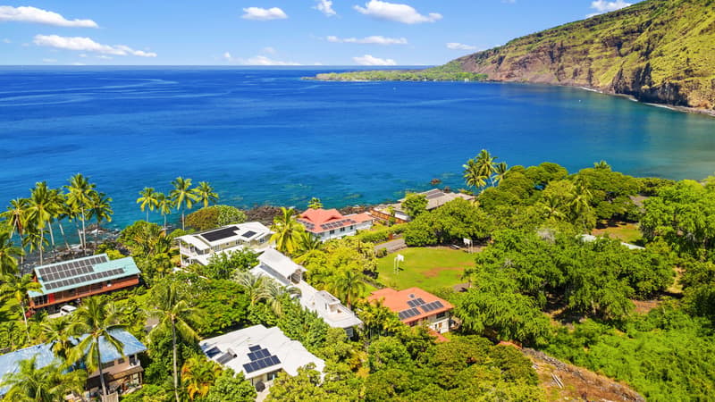 82-6044-A PUUHONUA RD, Captain Cook, HI 96704