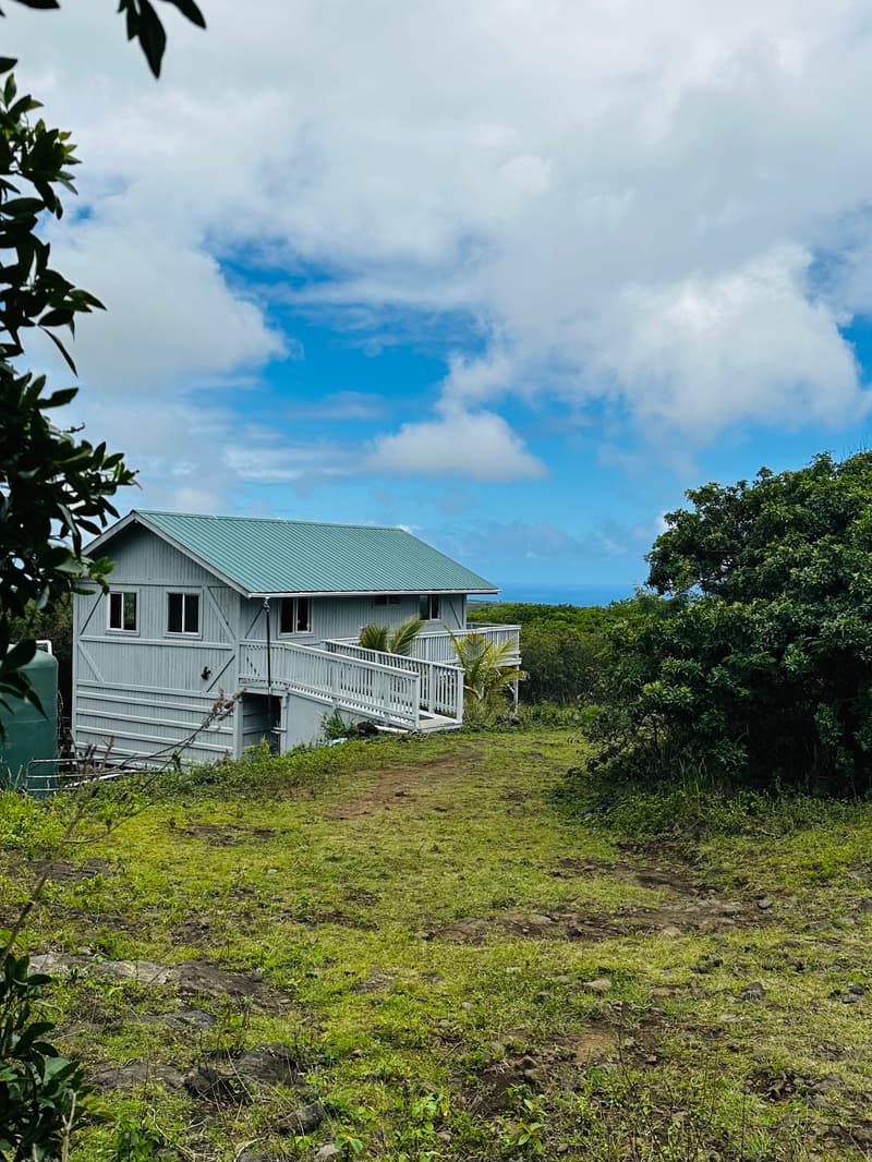 94-1514 KAHILI PL, Naalehu, HI 96772