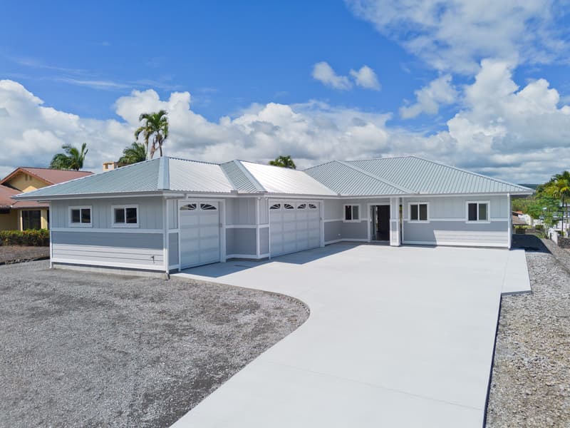 698 KUKUAU STREET, Hilo, HI 96720