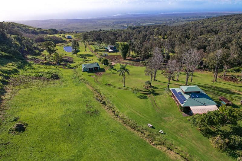 95-1095 YOUNG RD, Naalehu, HI 96772