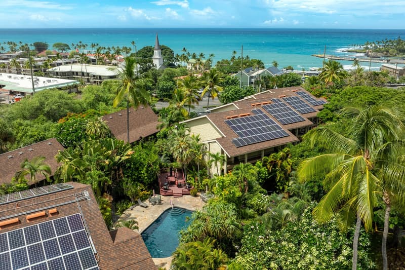 75-5681 KUAKINI HWY #303, Kailua Kona, HI 96740