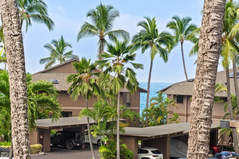 78-261 MANUKAI ST #1204, Kailua Kona, HI 96740