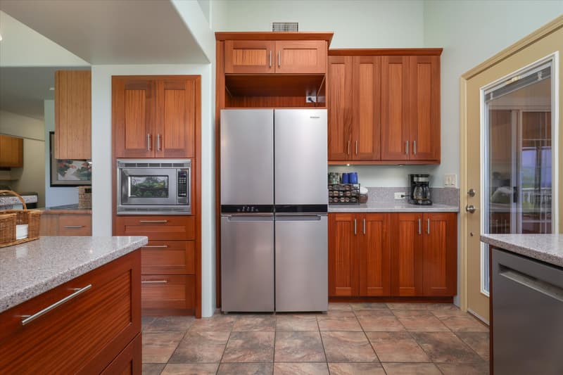 75-284 MALULANI DR, Kailua Kona, HI 96740