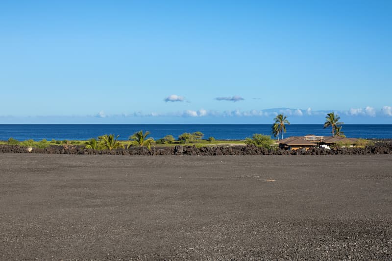 72-1141 KEKAHAWAIOLE DR, Kailua-Kona, HI 96740