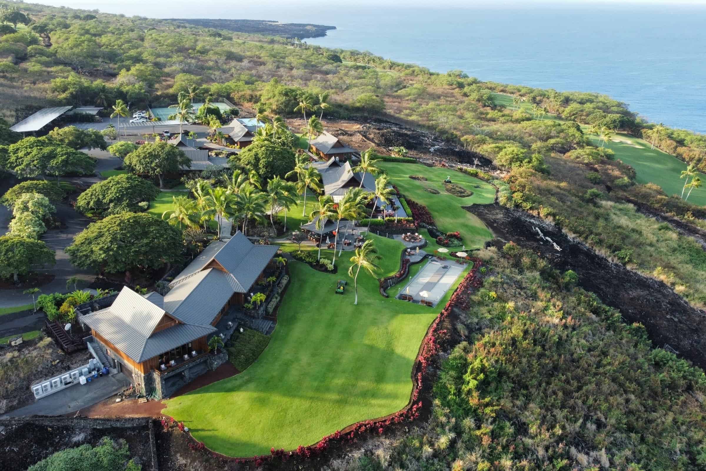 Spacious estate with ocean views, tropical gardens, and outdoor living in Kona and Kohala Coast, Big.