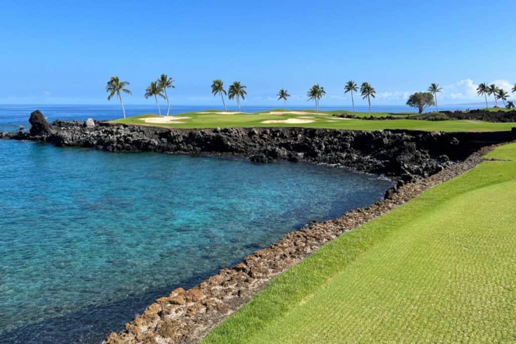 Oceanfront condo with tropical views in Kohala Coast, Big Island Hawaii.